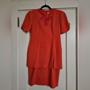 Vintage Petite Sophisticate Dress. Button accent on sleeves